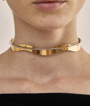 Nalì collana rigida choker acc. inos. oro